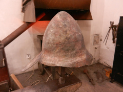 normanská přilba/norman helmet
